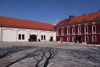 A' Propos Hotel, Restauracja, Club Wałbrzych Exteriör bild